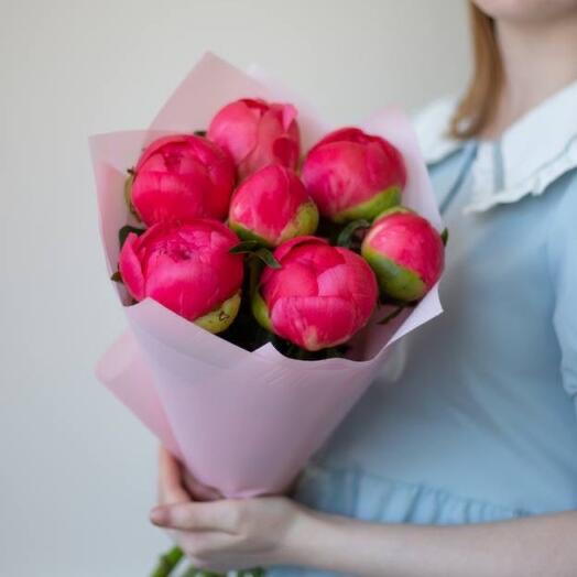 7 коралловых пионов