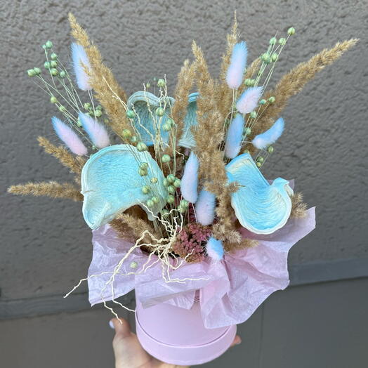 Composition of stabilized flowers 4148