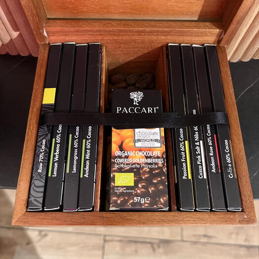 Premium Organic Chocolate gift box 9