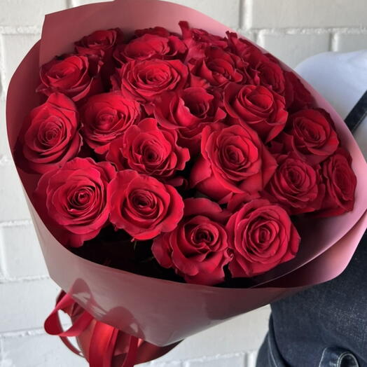 "Love through flowers" - red roses, 25 pcs