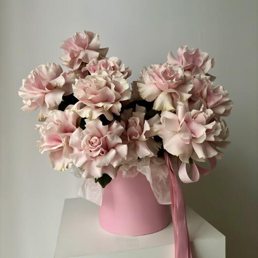 14.02 Caja con wow rosas