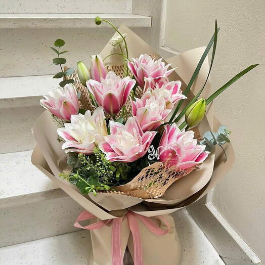 Lily Beauty!  Win Her heart at first sight :)