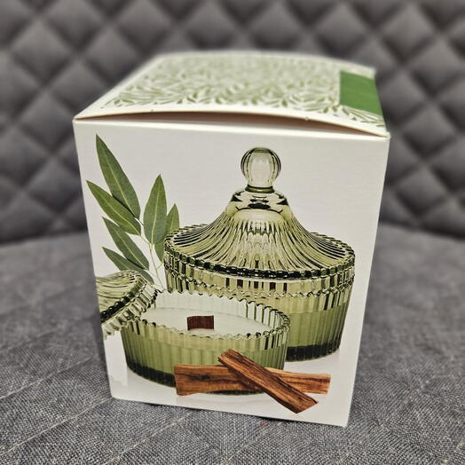 Scented candle eucalyptus