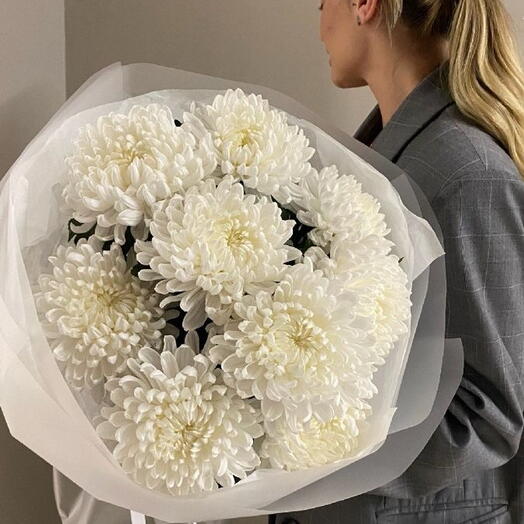 Букет с 9 одноголовых хризантем