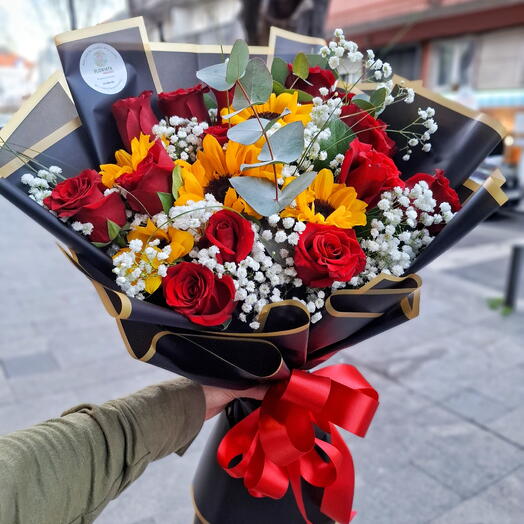 Golden Passion Bouquet