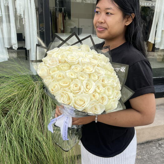 51 White Avalance Roses Bouquet