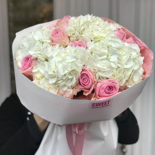 White Pink Bouquet