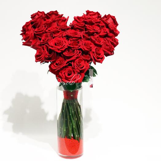 Big Heart Shape Bouquet of Red Roses