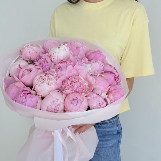 Mono bouquet from pink peonies