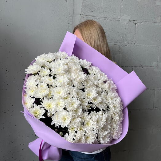 Bouquet of white 21 chrysanthemums