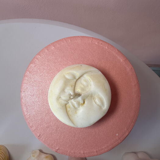 Moon candle