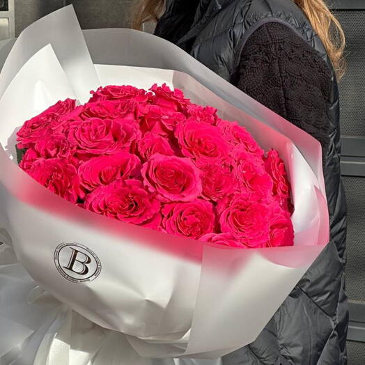 Raspberry rose bouquet