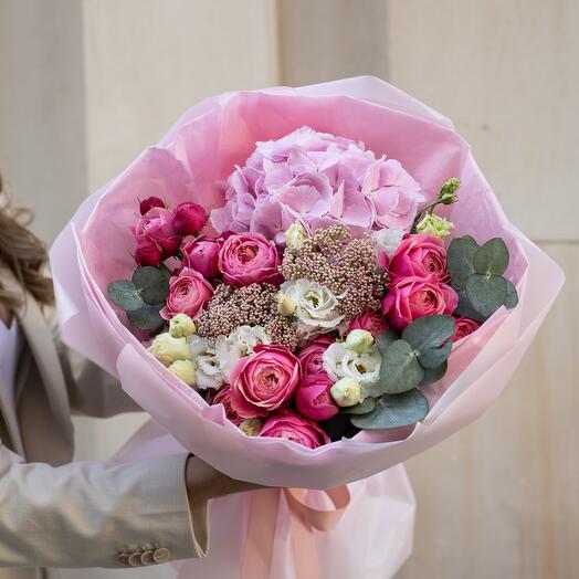 Bouquet with hydrangea and peony rose