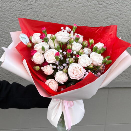 Bouquet of branch rose