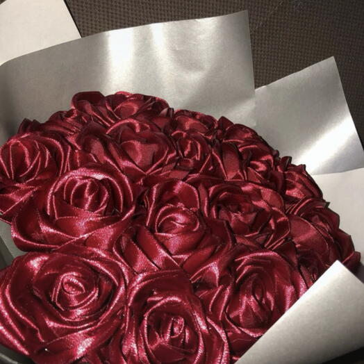Elegant Bouquet of Everlasting Roses – Royal Red / Burgundy 🌹