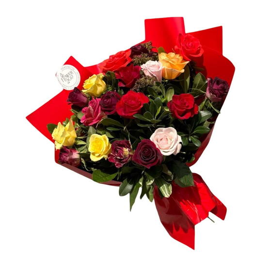 Bouquet of 19 short roses
