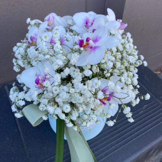 Small box with flowers
