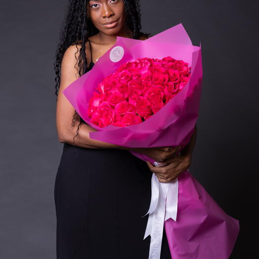 51 горячих розовых роз