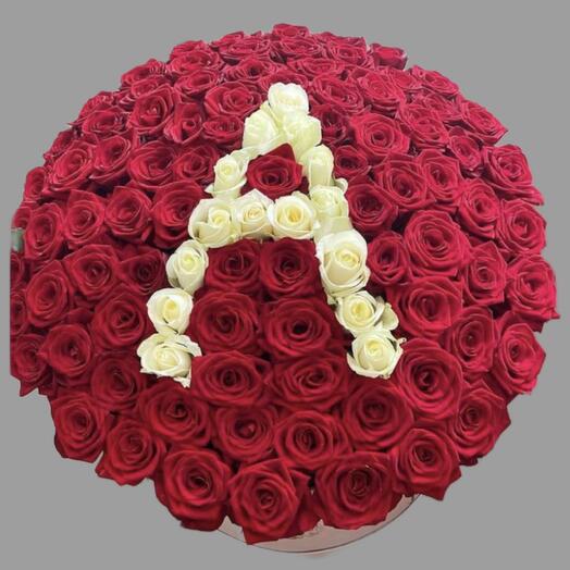 Box of 101 roses (you can choose the letter)