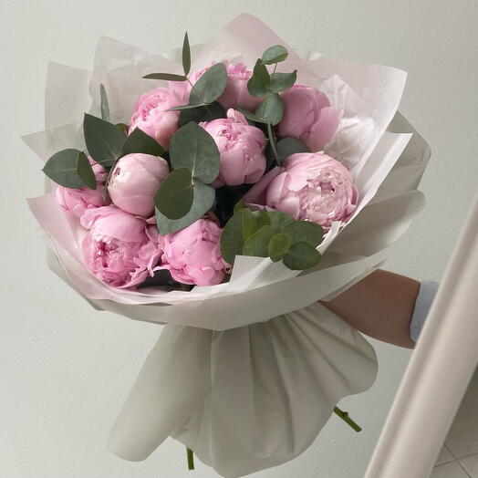 Bouquet 9 peonies