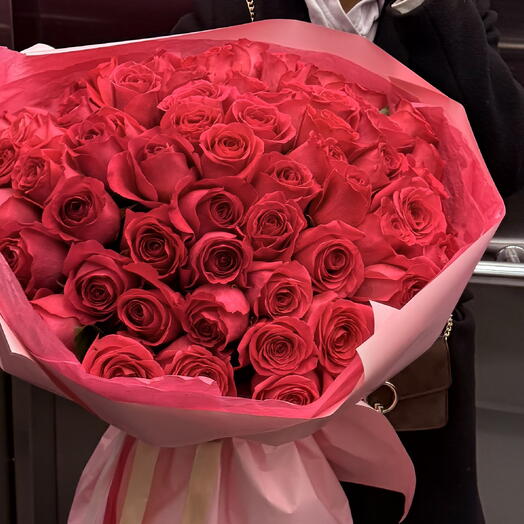 Ramo de 51 rosas rojas Explorer
