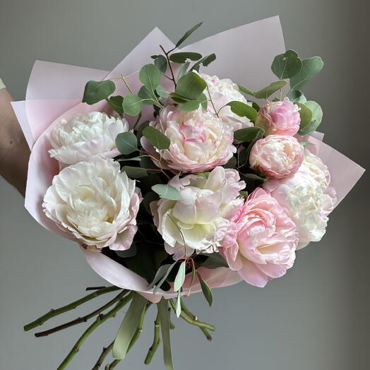 Bouquet mono Peony 9