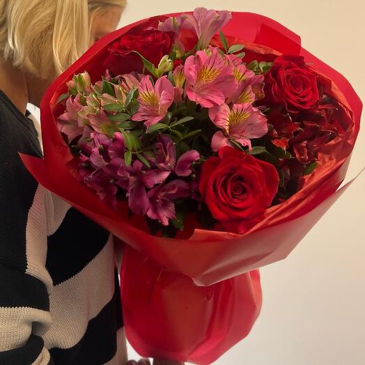 Mixed bouquet of Alstromeriia flowers