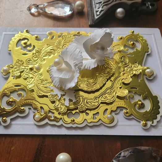 White and gold collection irises