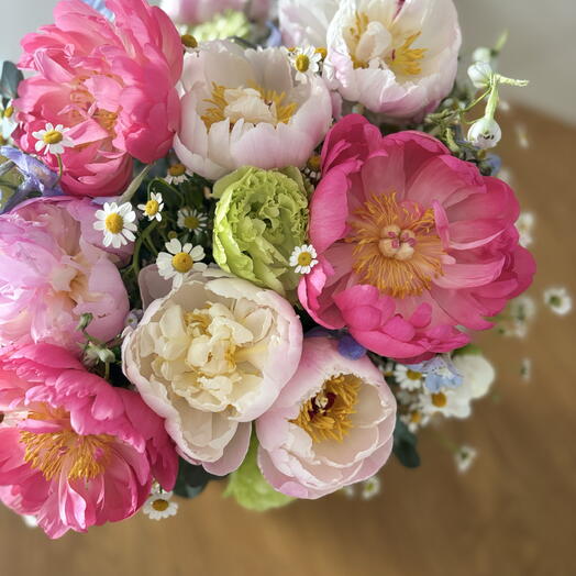 Basket of flowers Pion lovers