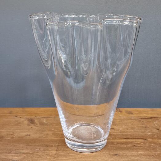 Glass vase for flowers/bouquets