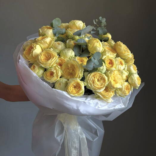 🌹Bouquet of yellow spray roses