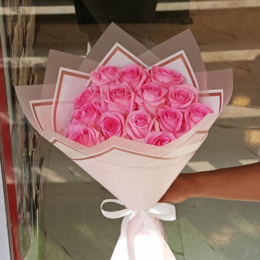 Charming Bouquet 15 roses