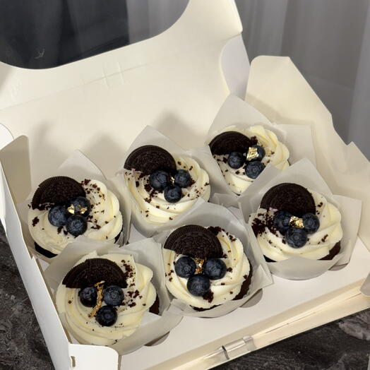 Шоколадные капкейки сникерс