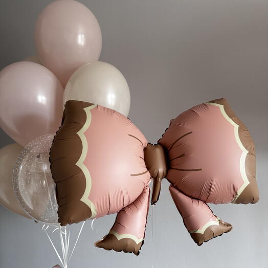 Arco chica con helio