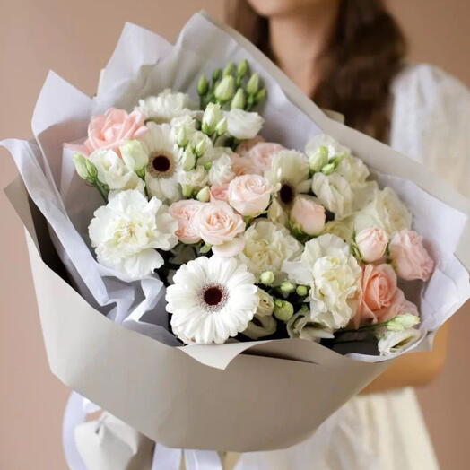 Нежный сборный букет «Time»