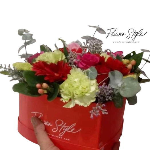 Flowers in a box - Heart box