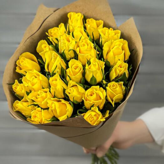21 yellow roses 50cm