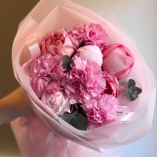 🌸 Mix bouquet in pink color