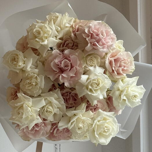 Creme brulee French roses