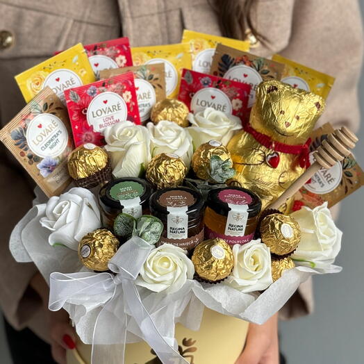 Коробочка «Медведь и Деликатесы»