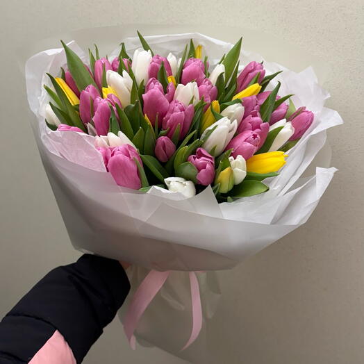 Bouquet of 51 tulips