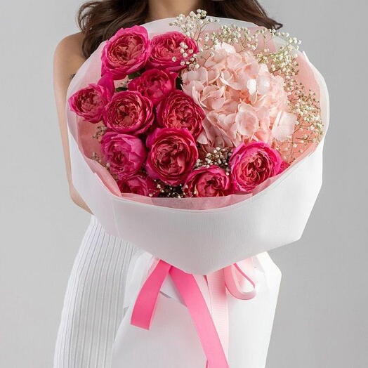 Сборный трио-евробукет в оформлении «Saga»