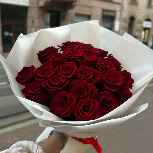 Red roses 21pcs