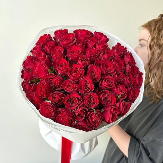 Букет из красных кенийских роз