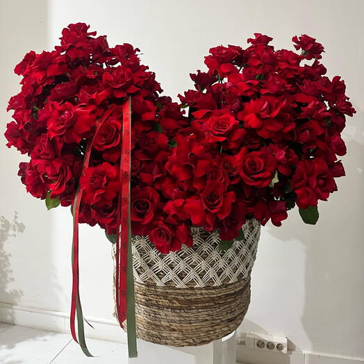 Red Roses XL