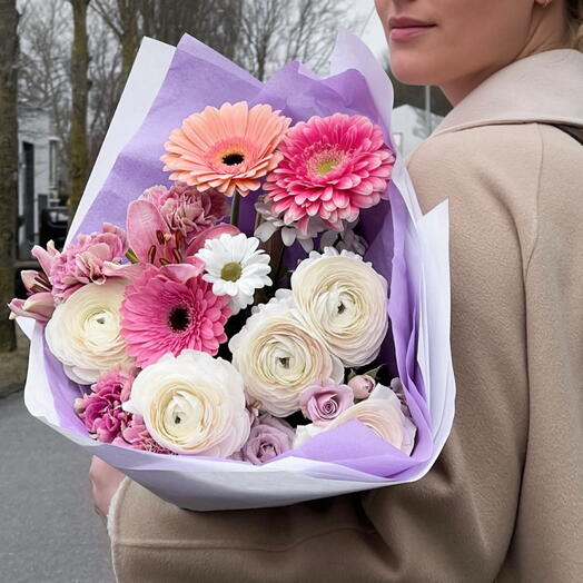 Bouquet with ranunculus