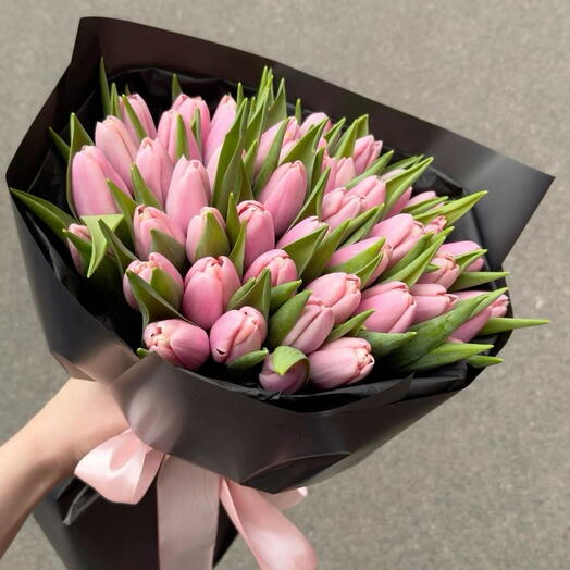 Букет с 51 тюльпана