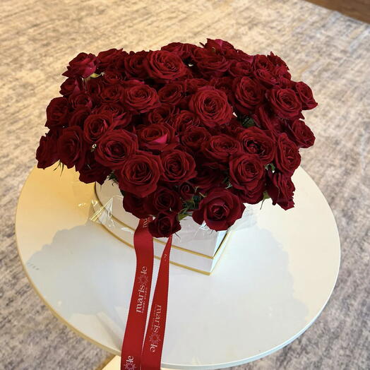 Crimson Heart Box - Red Spray Roses