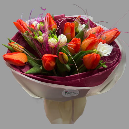 Bouquet di tulipani e fresie