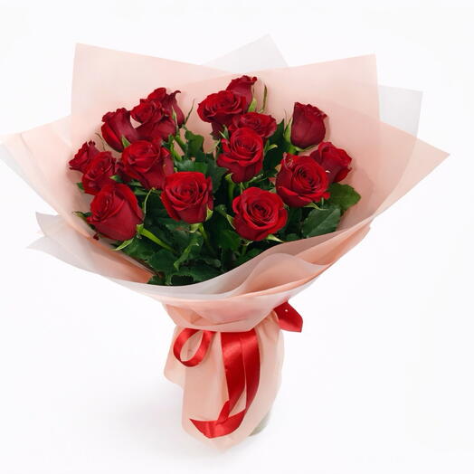 15 red roses bouquet